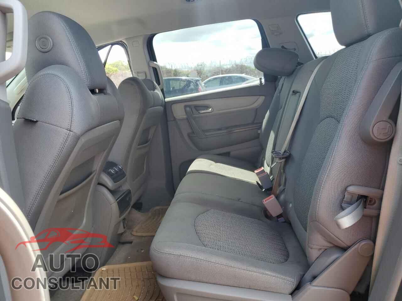 CHEVROLET TRAVERSE 2017 - 1GNKRFKD1HJ325982