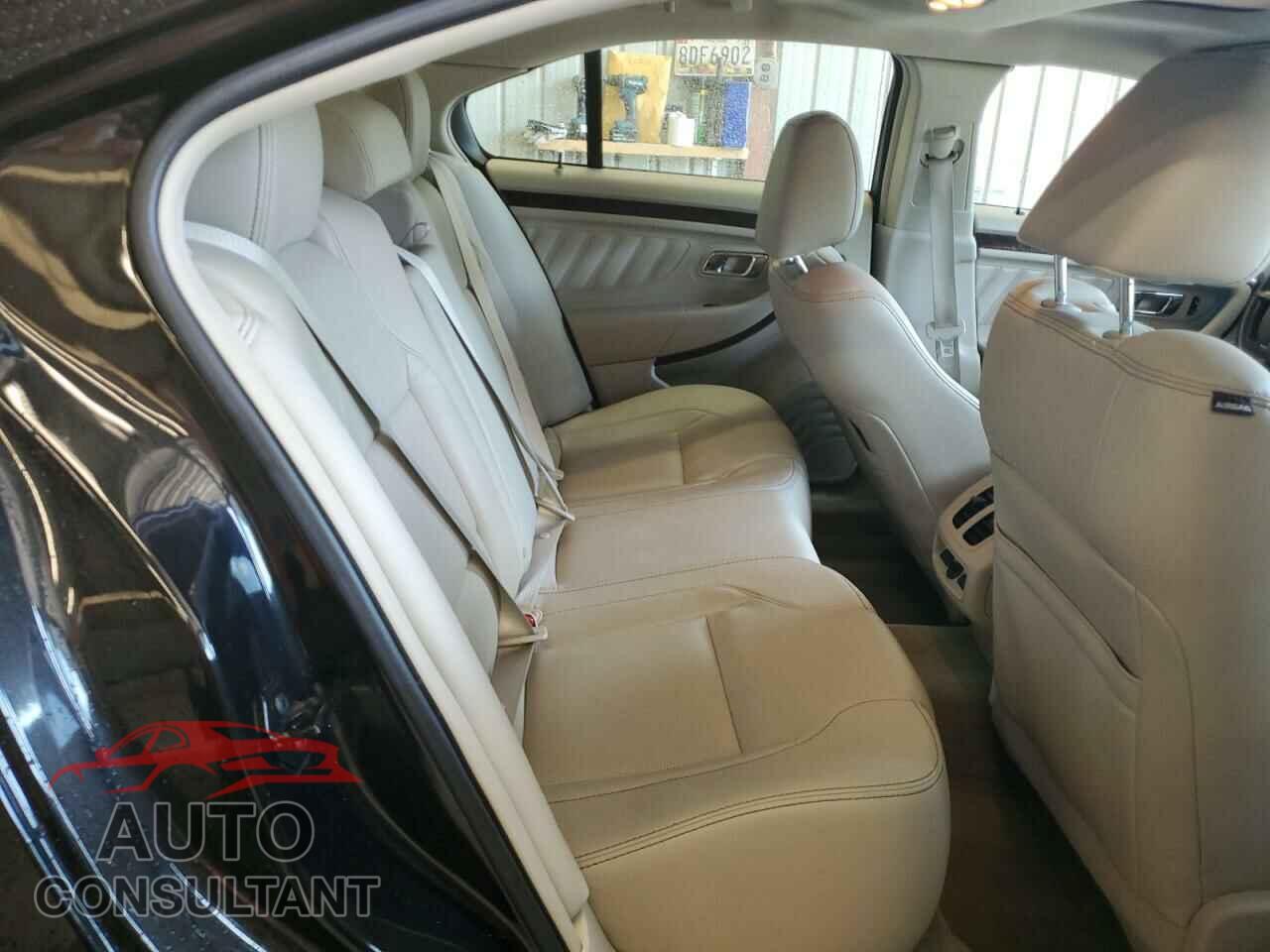FORD TAURUS 2011 - 1FAHP2FWXBG163258