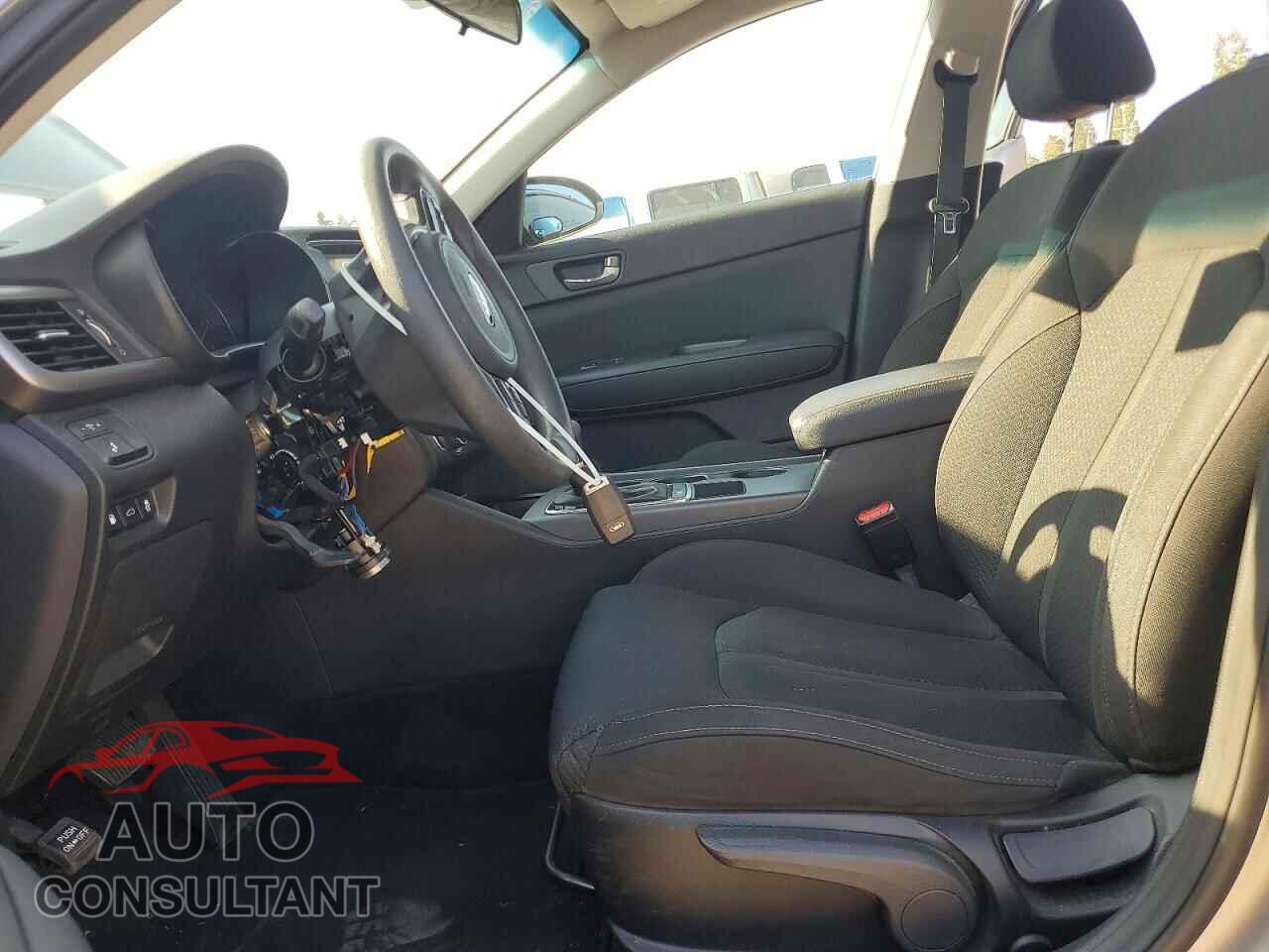 KIA OPTIMA 2018 - 5XXGT4L34JG195233