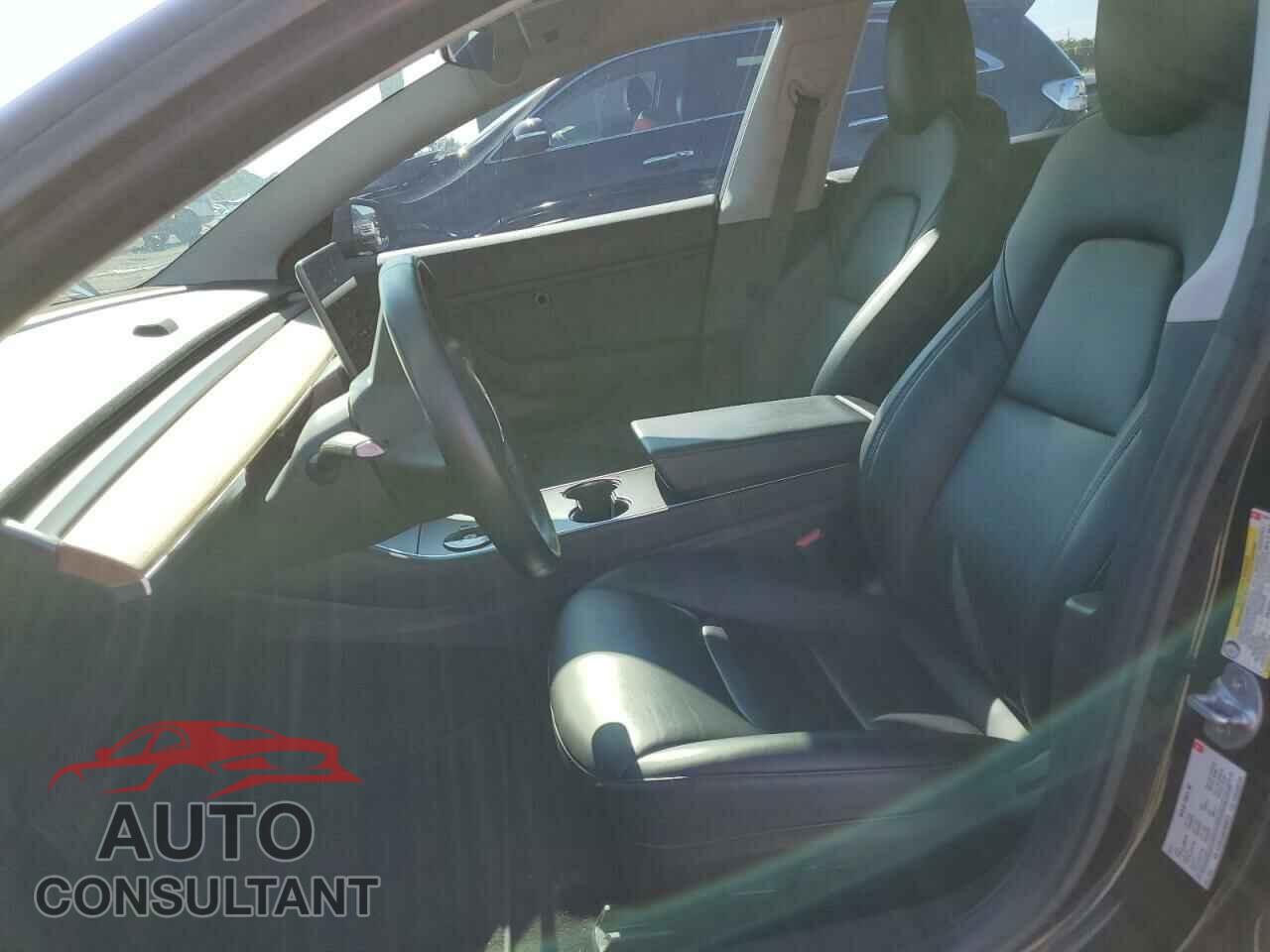 TESLA MODEL 3 2018 - 5YJ3E1EA3JF039514