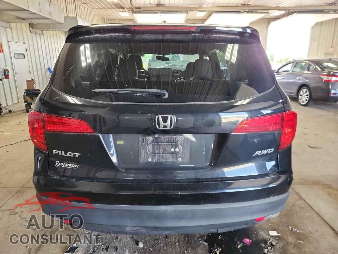 HONDA PILOT 2017 - 5FNYF6H52HB018730