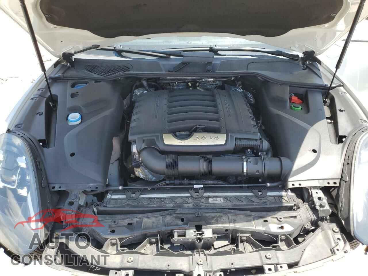 PORSCHE CAYENNE 2016 - WP1AA2A27GKA08767