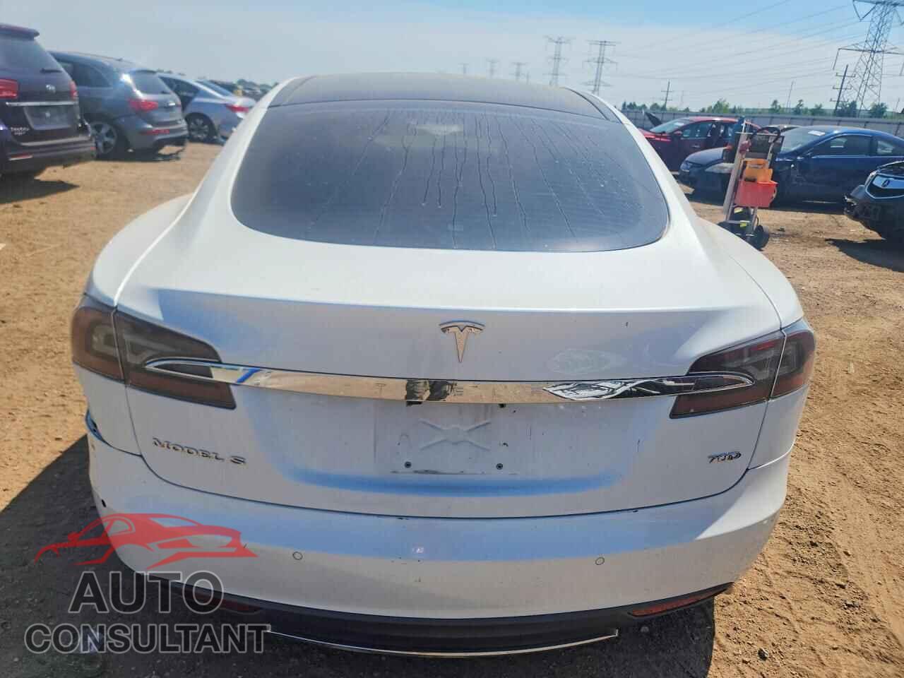 TESLA MODEL S 2015 - 5YJSA4S24FF094700