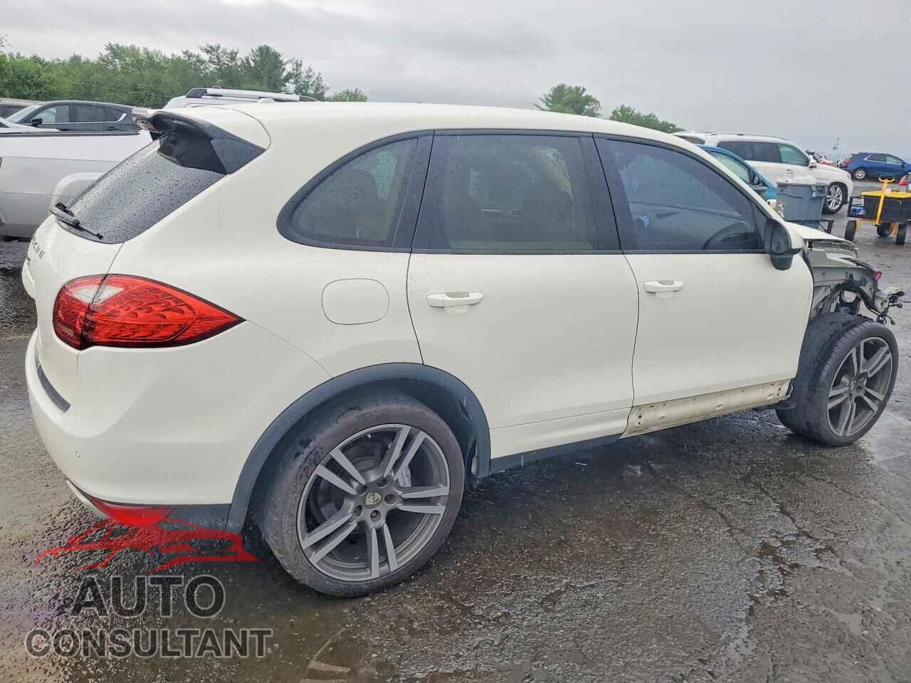 PORSCHE CAYENNE 2012 - WP1AB2A23CLA42206