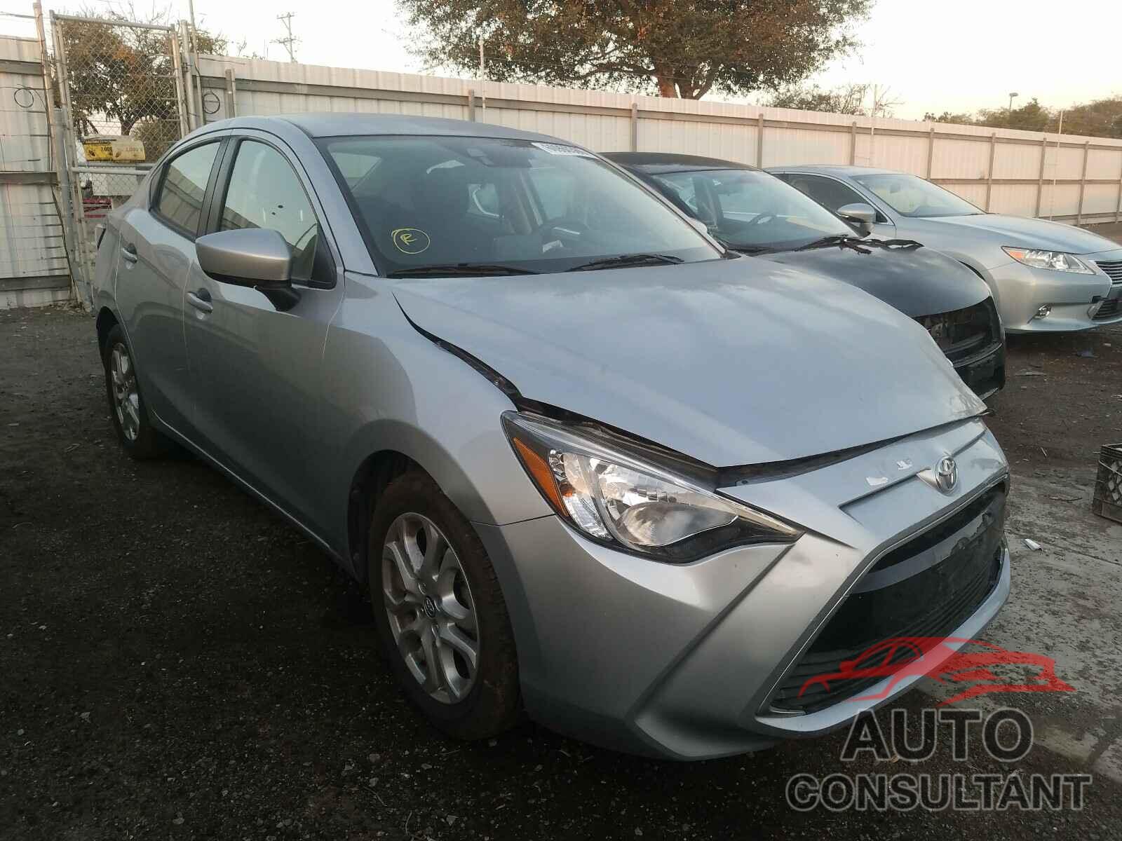 TOYOTA YARIS 2018 - 3MYDLBYV6JY306147