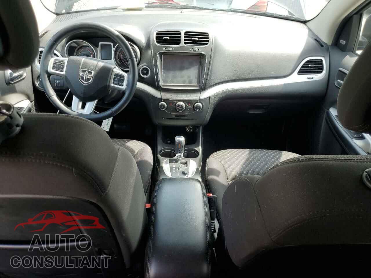 DODGE JOURNEY 2015 - 3C4PDCBB2FT631993
