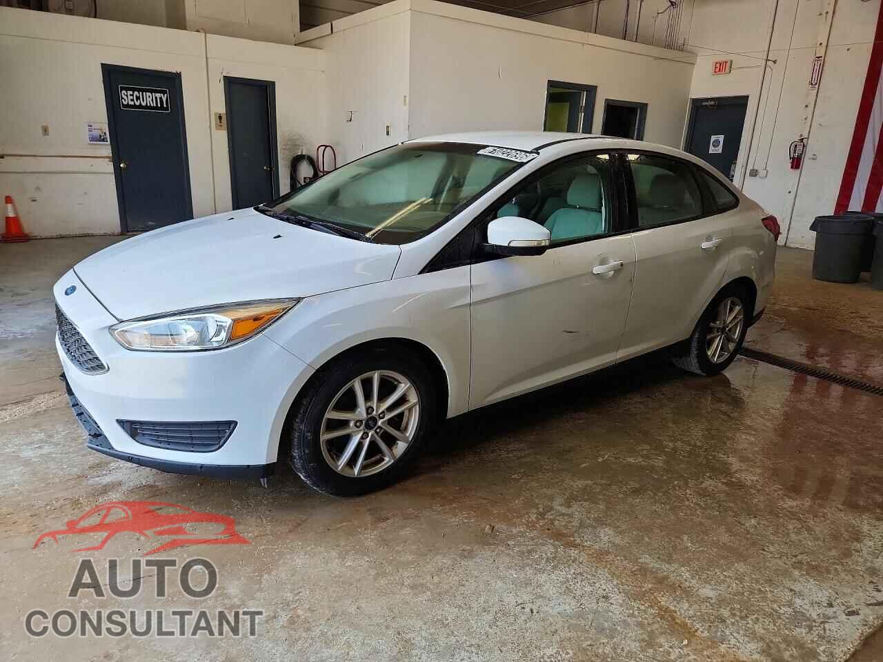 FORD FOCUS 2015 - 1FADP3F21FL328810