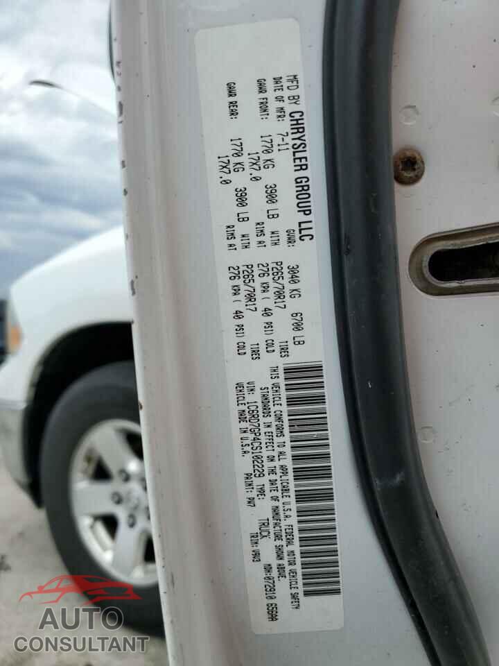 DODGE RAM 1500 2012 - 1C6RD7GP4CS102229