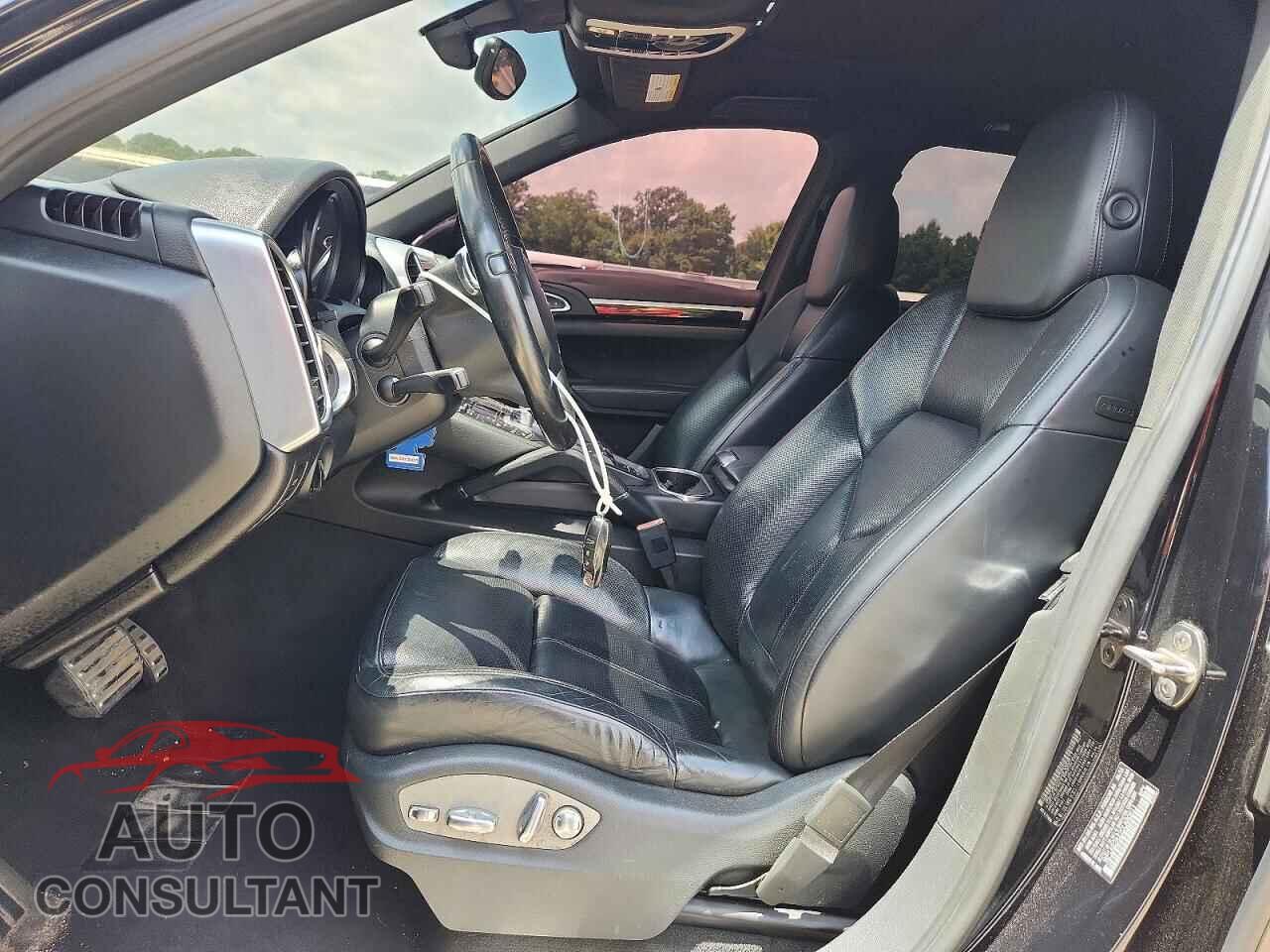 PORSCHE CAYENNE 2013 - WP1AB2A22DLA80611