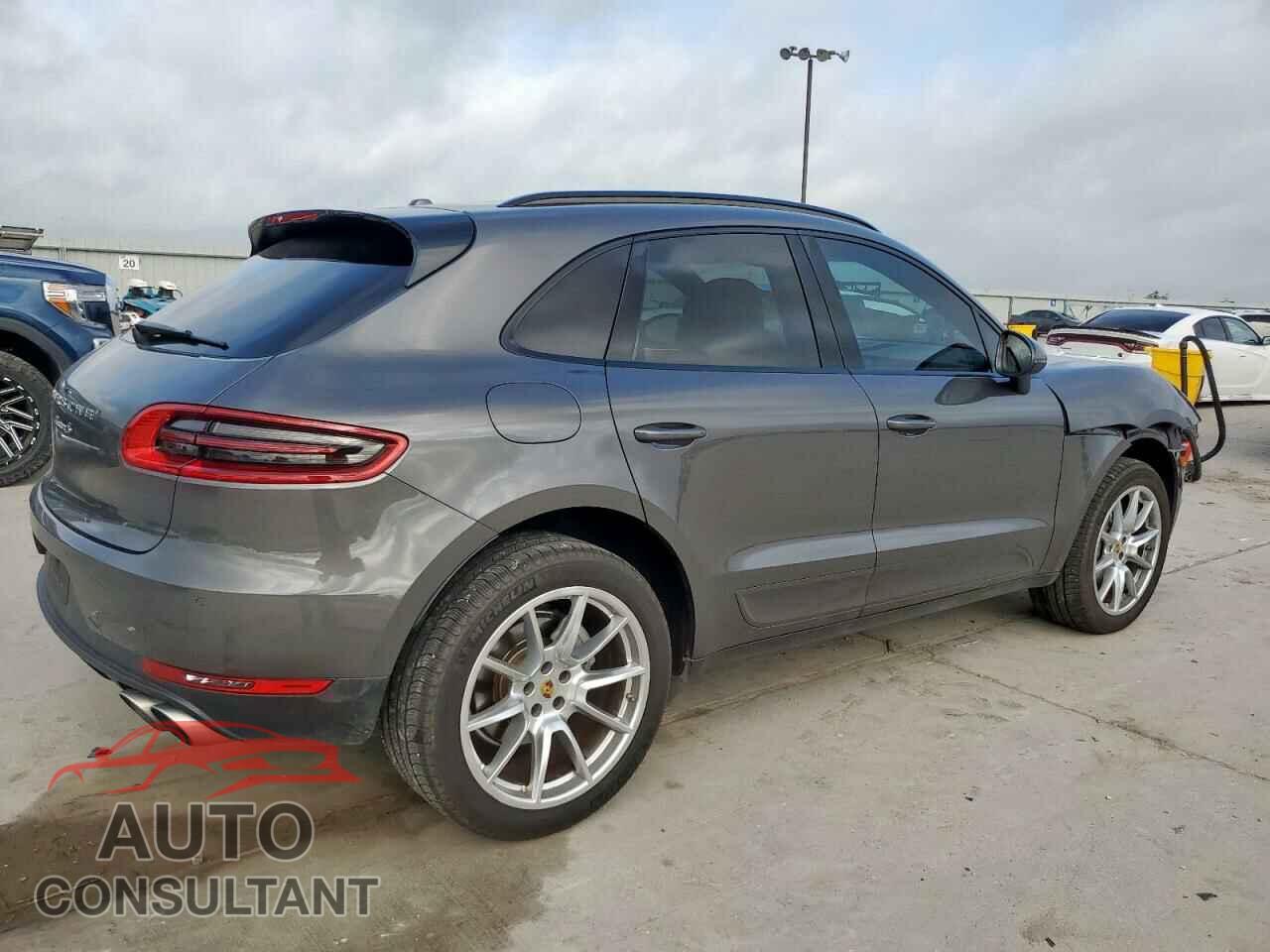 PORSCHE MACAN 2016 - WP1AB2A5XGLB57935