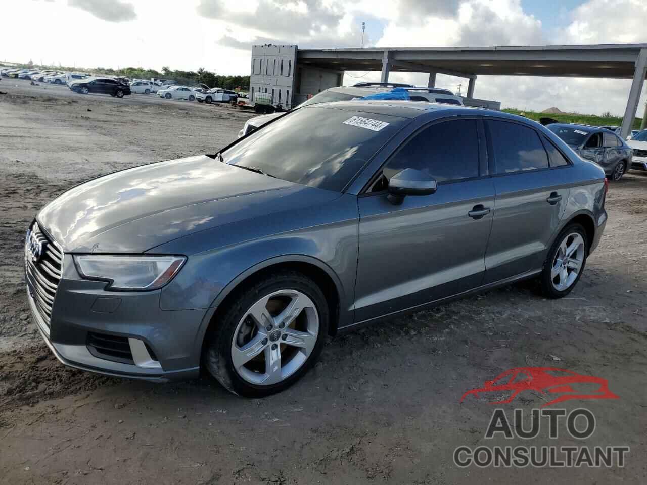 AUDI A3 2018 - WAUB8GFF1J1024063