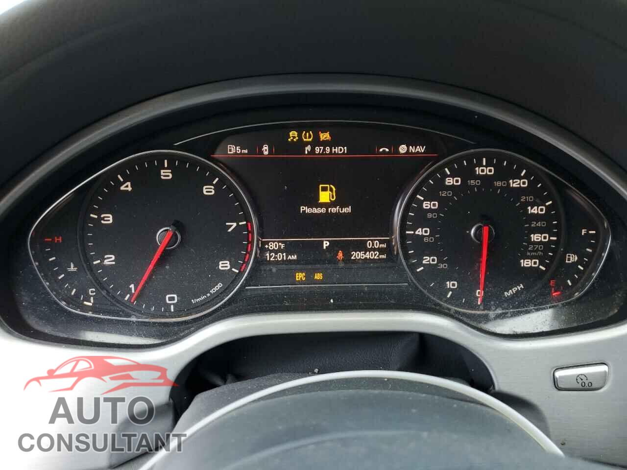 AUDI A8 2011 - WAUAVAFD0BN015607