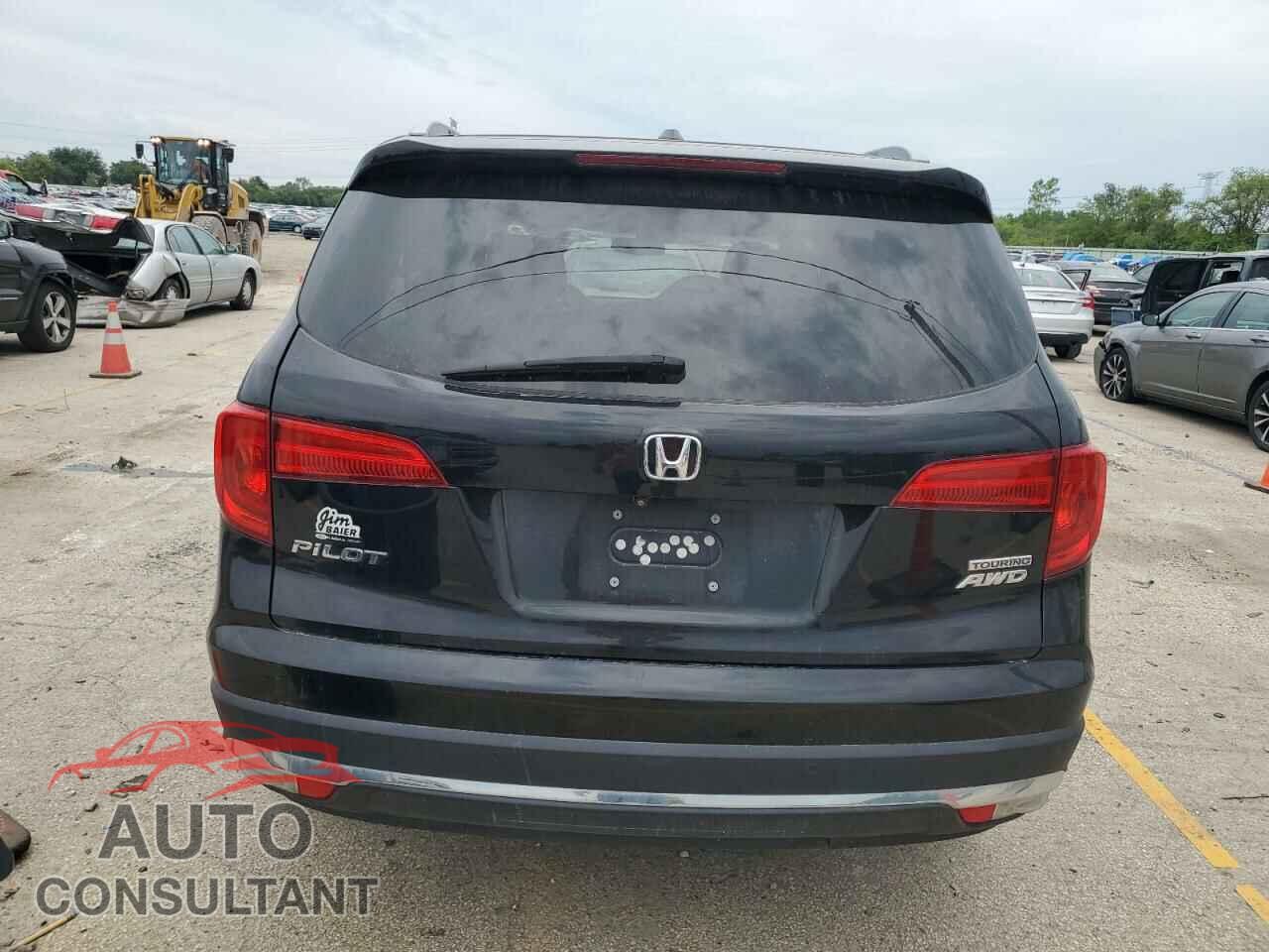 HONDA PILOT 2016 - 5FNYF6H92GB023945
