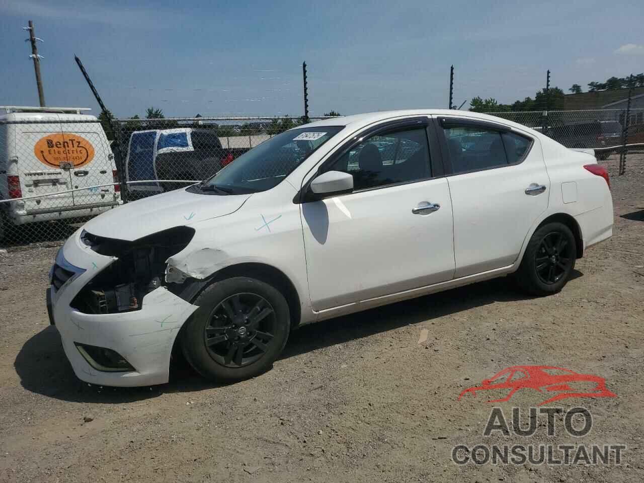NISSAN VERSA 2018 - 3N1CN7AP4JL843922