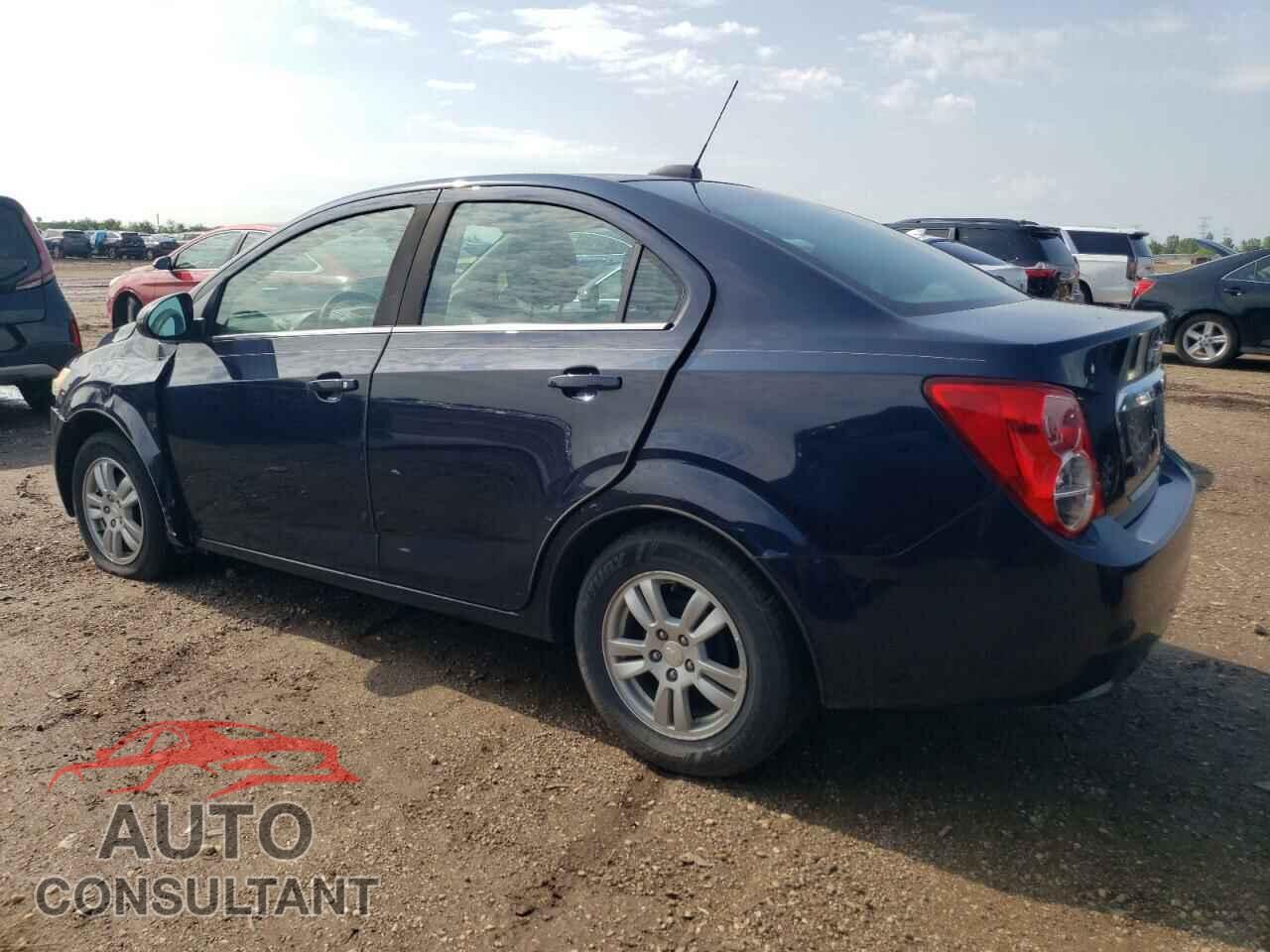 CHEVROLET SONIC 2015 - 1G1JC5SH0F4130656