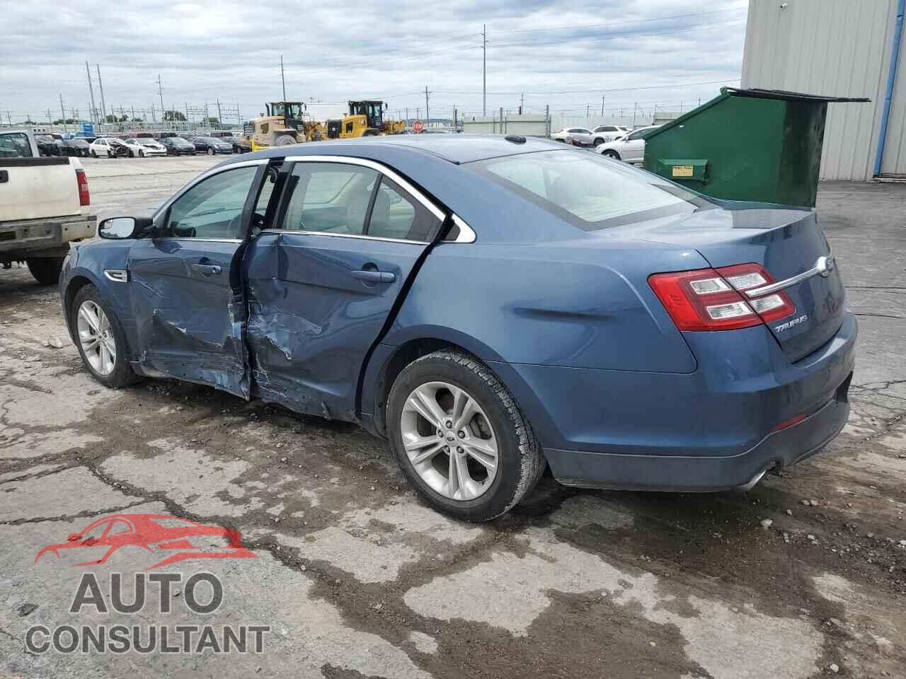 FORD TAURUS 2018 - 1FAHP2D85JG104900