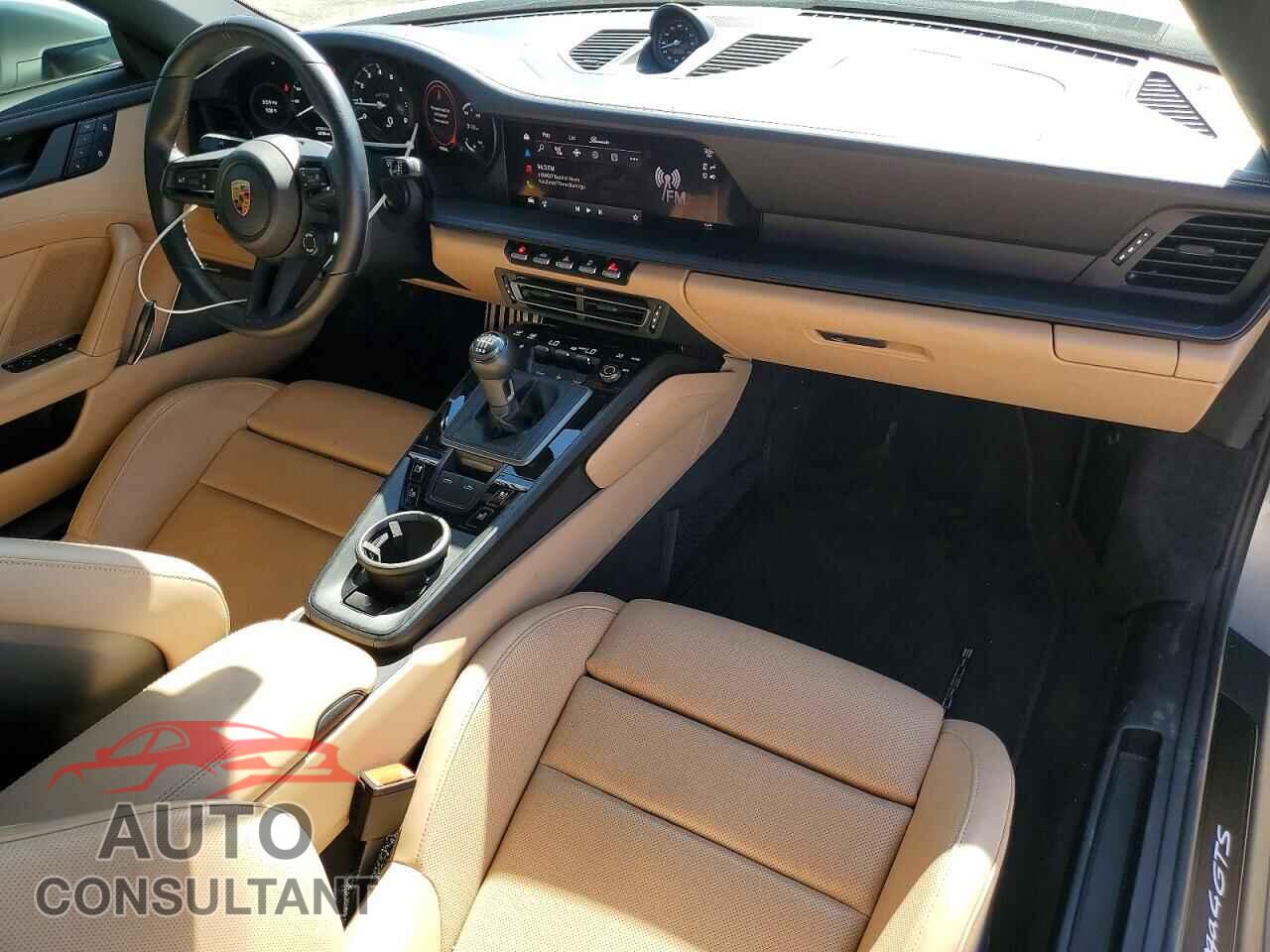 PORSCHE 911 2024 - WP0BB2A94RS282091
