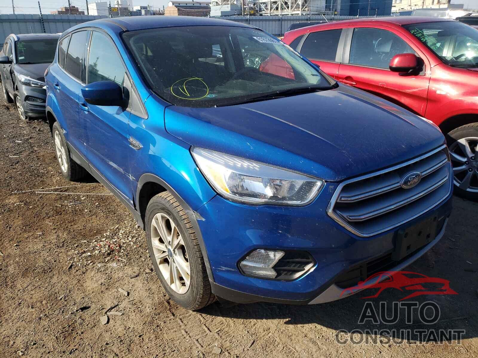 FORD ESCAPE 2017 - 1FMCU9G92HUE87924