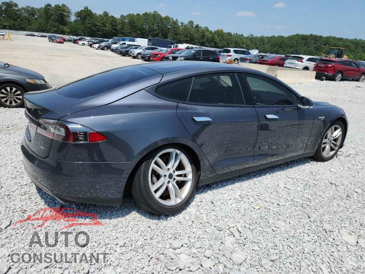 TESLA MODEL S 2015 - 5YJSA1E23FF104837
