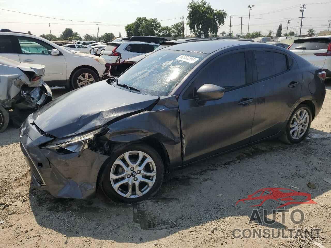 TOYOTA YARIS 2018 - 3MYDLBYV3JY307207