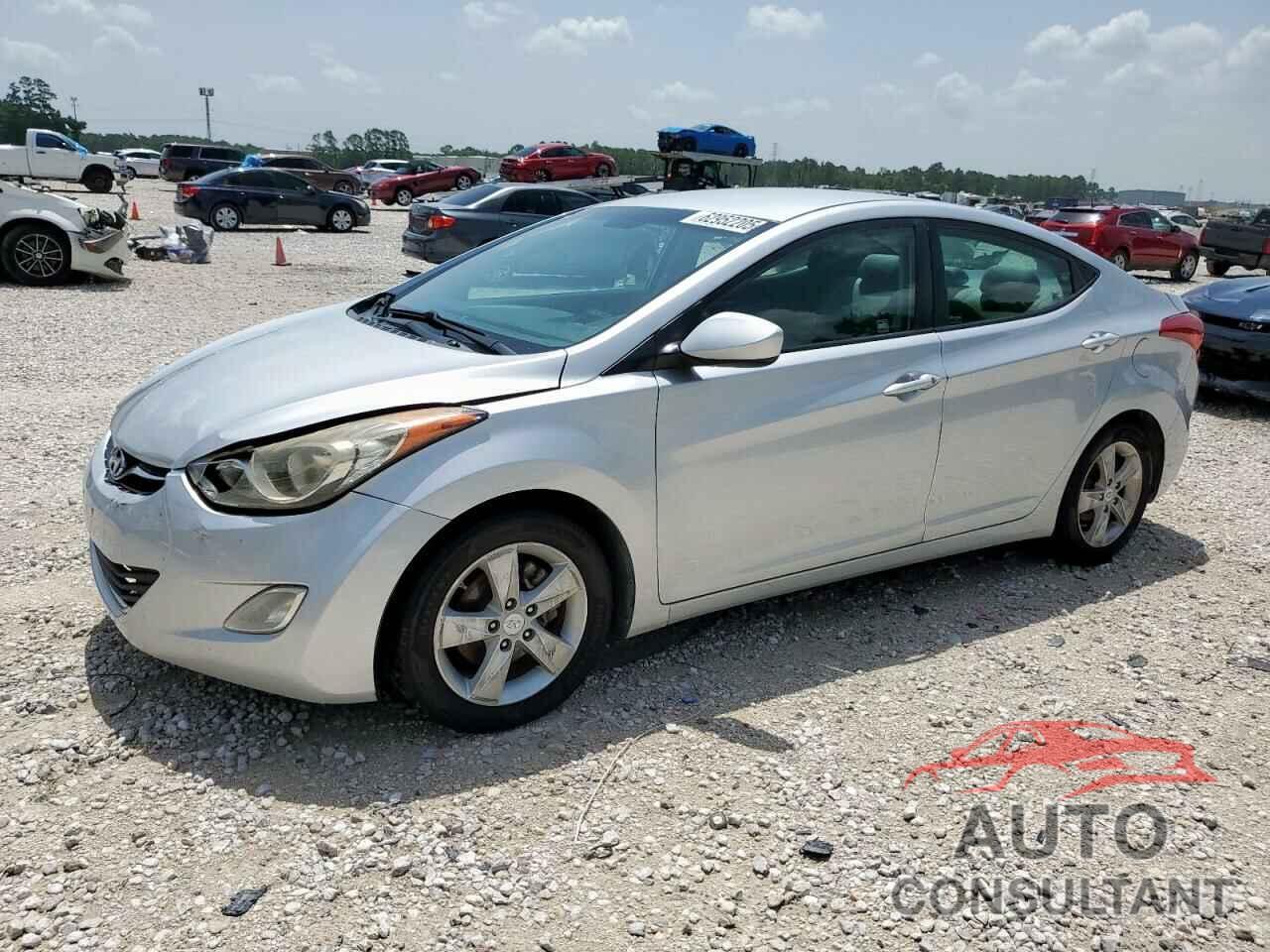 HYUNDAI ELANTRA 2012 - KMHDH4AE1CU395195