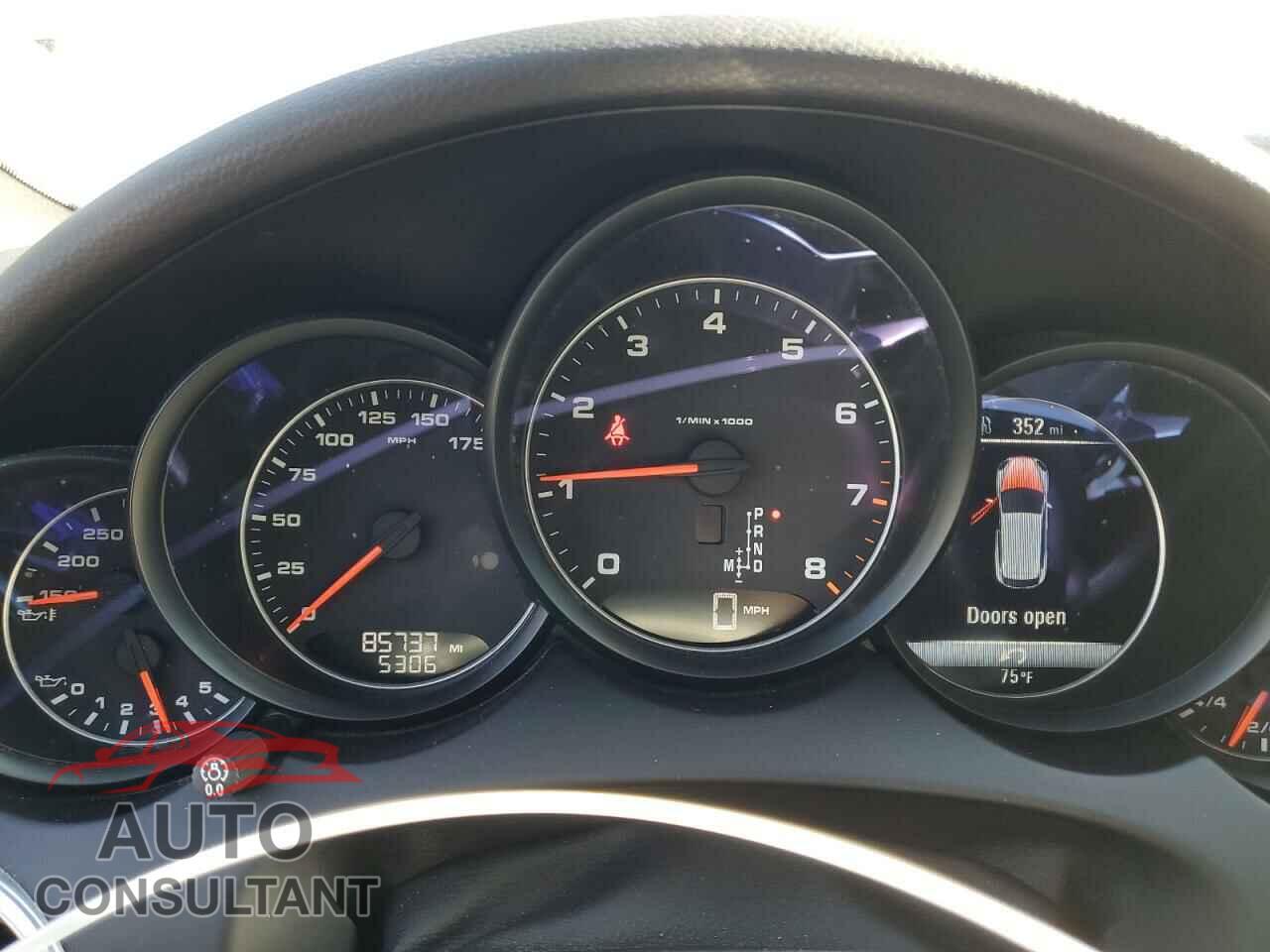PORSCHE CAYENNE 2017 - WP1AA2A20HKA80654