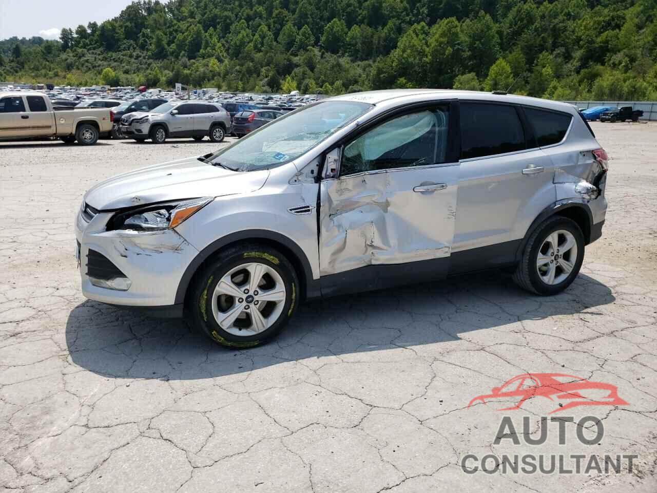 FORD ESCAPE 2016 - 1FMCU0G79GUB68965