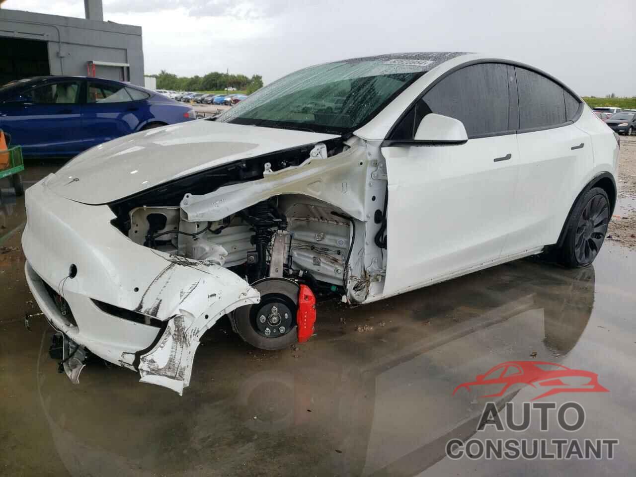 TESLA MODEL Y 2021 - 5YJYGDEF0MF251787