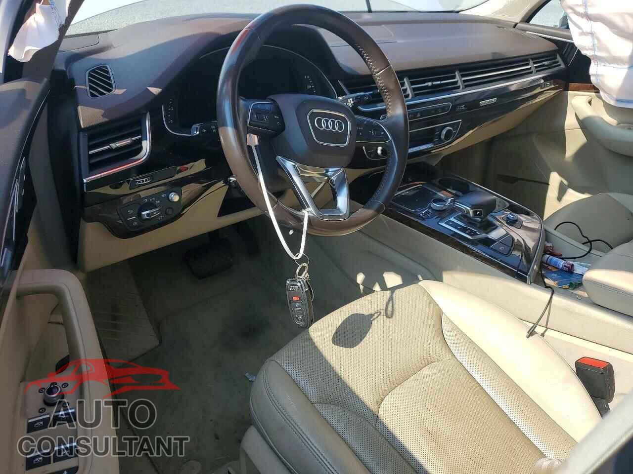 AUDI Q7 2018 - WA1VAAF77JD045339