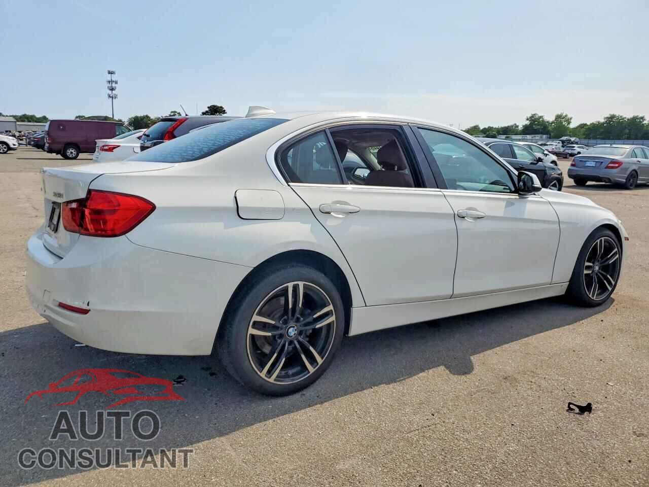 BMW 3 SERIES 2013 - WBA3B5C55DF596833