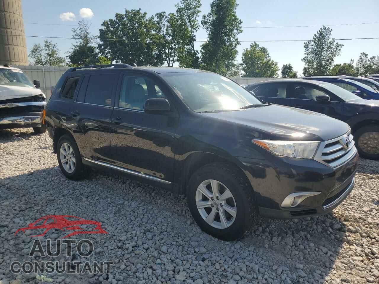 TOYOTA HIGHLANDER 2013 - 5TDBK3EH8DS240435