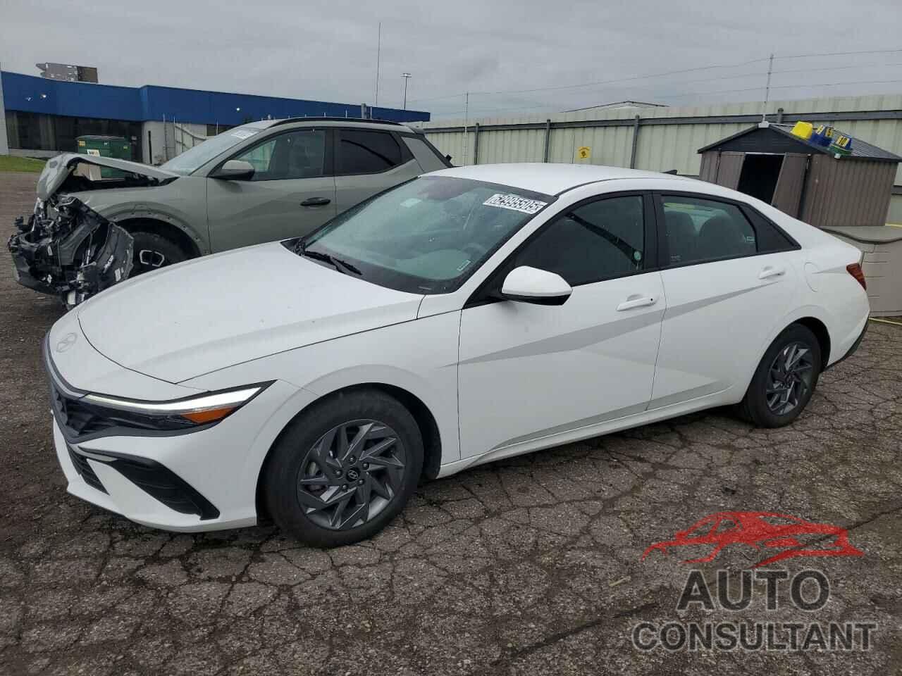HYUNDAI ELANTRA 2024 - KMHLM4DG5RU662268