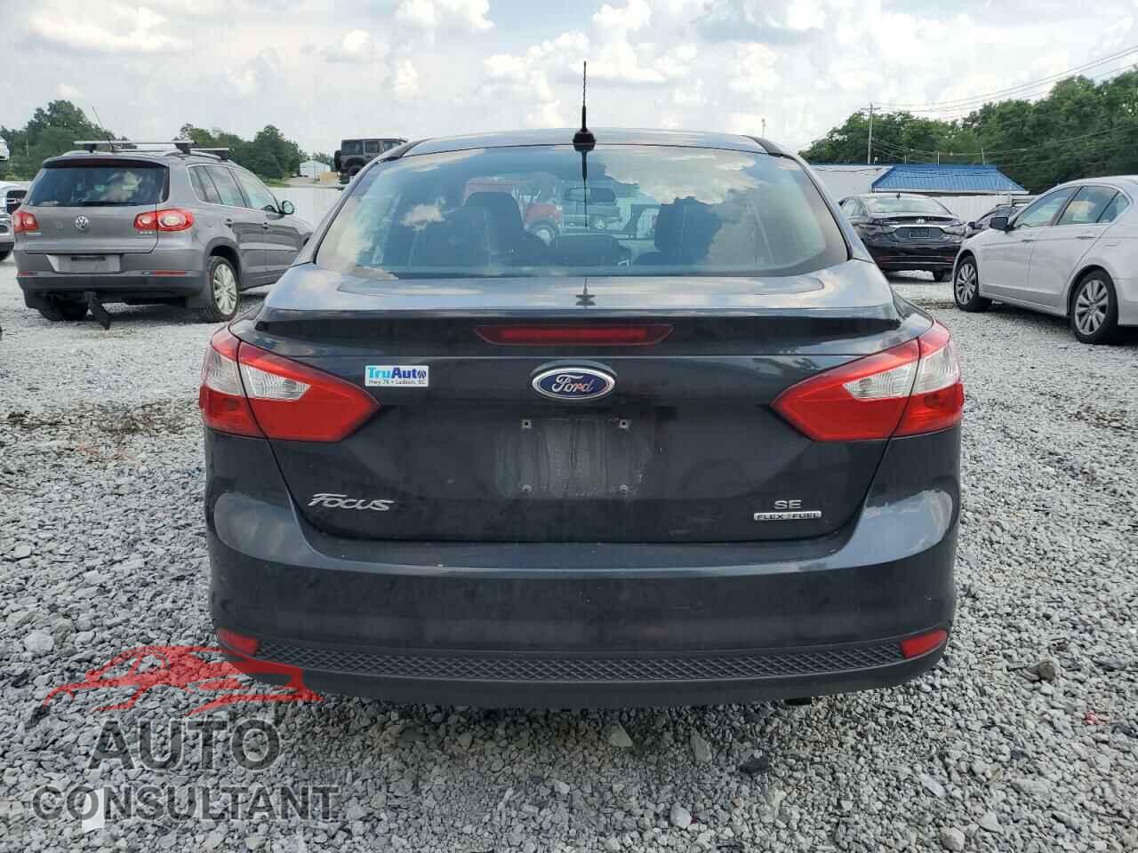 FORD FOCUS 2014 - 1FADP3F2XEL150443