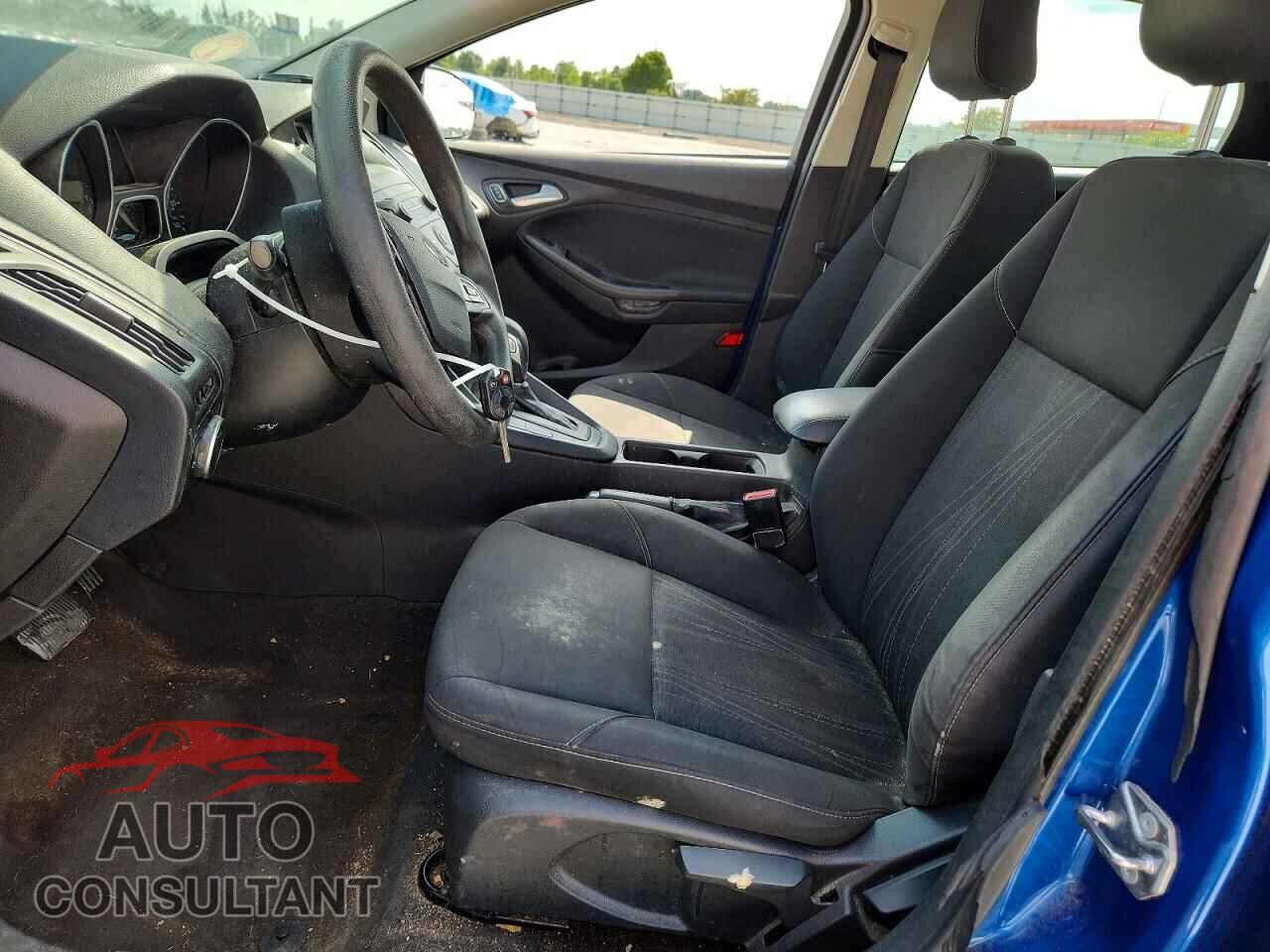 FORD FOCUS 2018 - 1FADP3FEXJL291999
