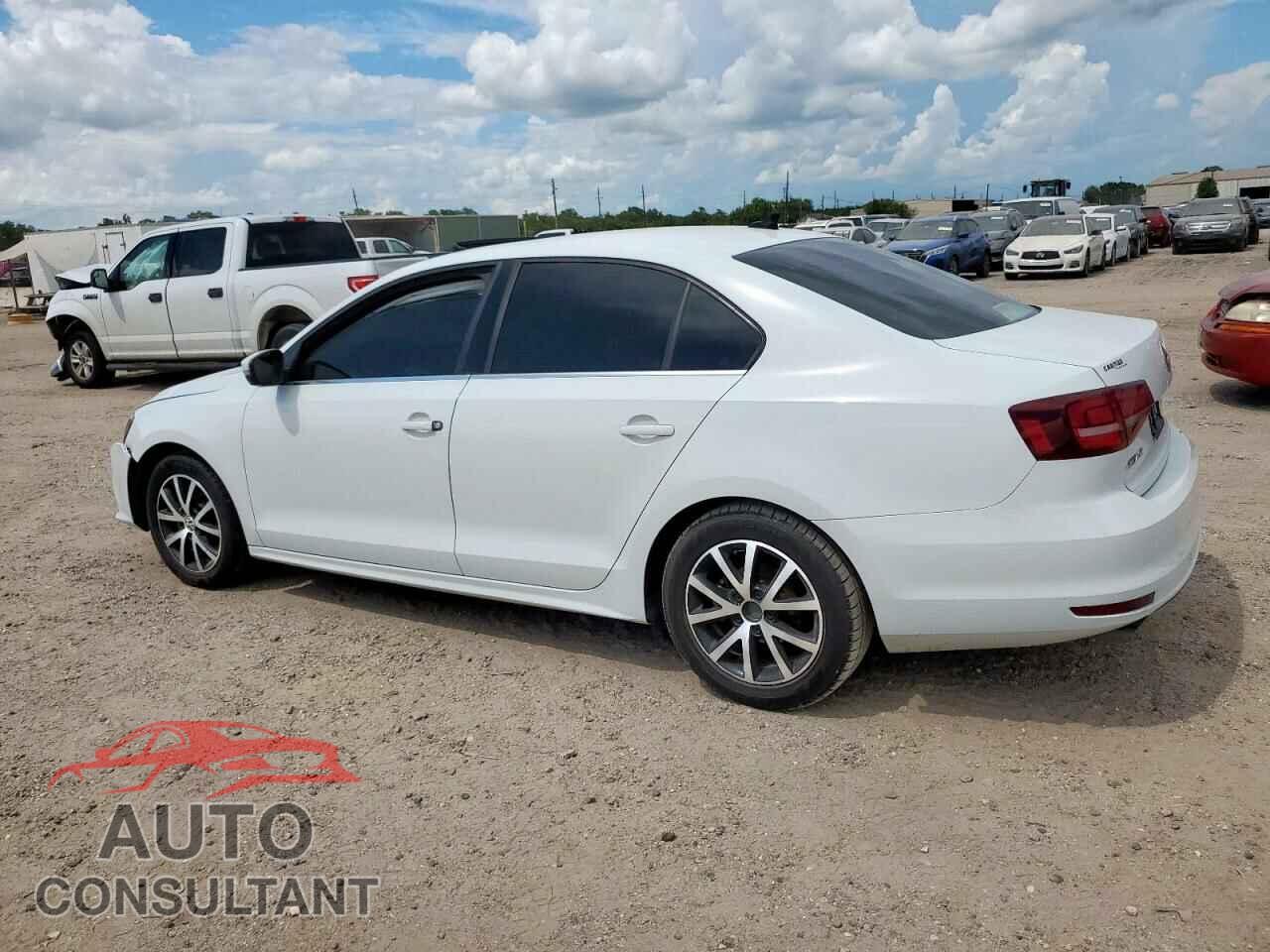VOLKSWAGEN JETTA 2017 - 3VWDB7AJ1HM384596