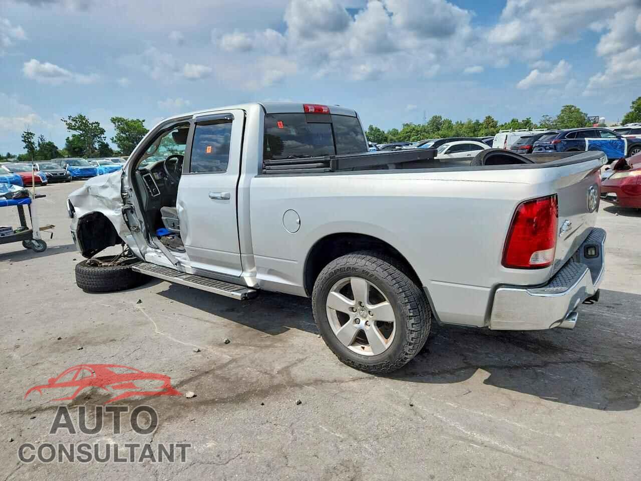 DODGE RAM 1500 2012 - 1C6RD6GT4CS268970