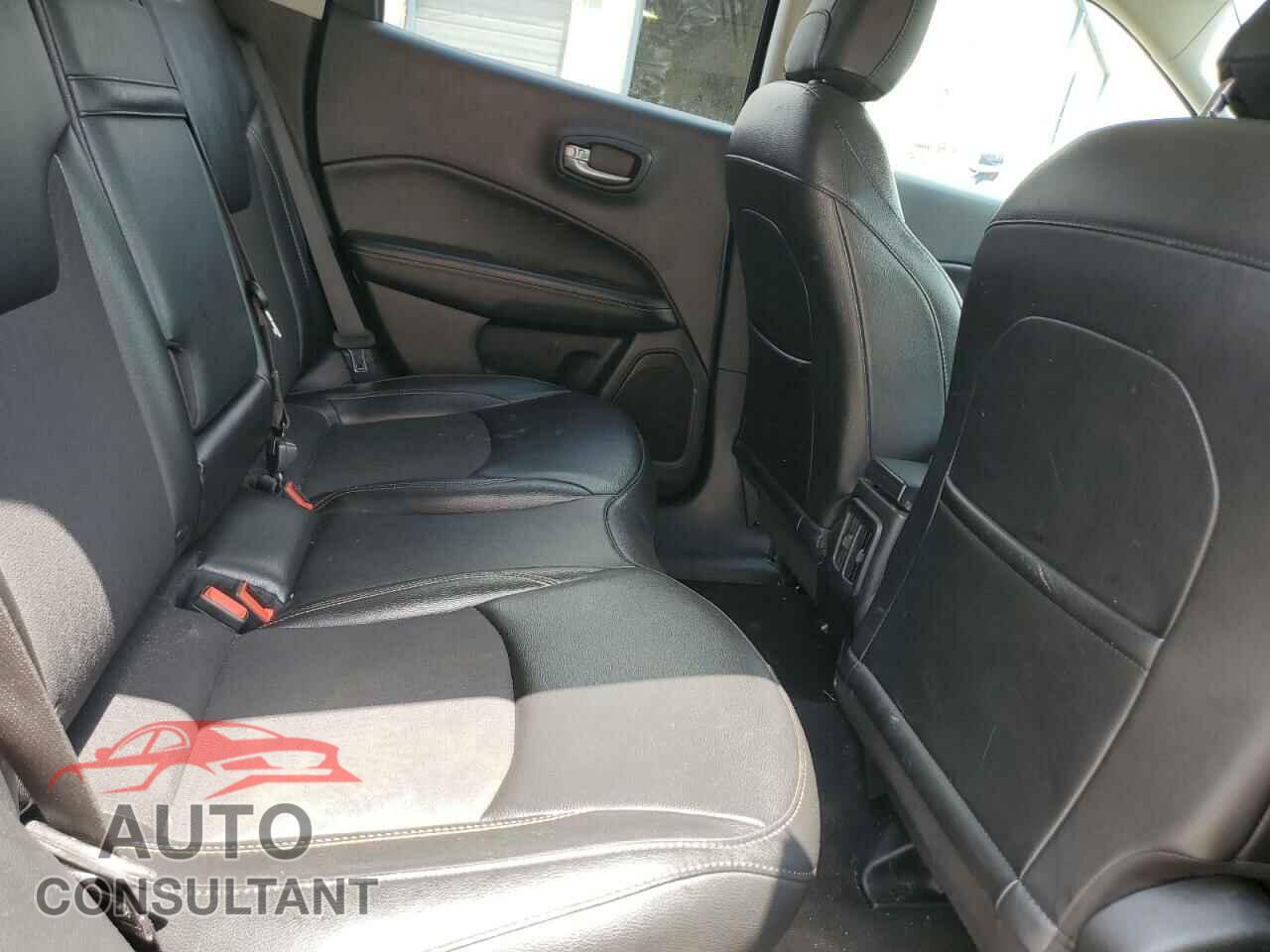 JEEP COMPASS 2020 - 3C4NJDBB1LT117179