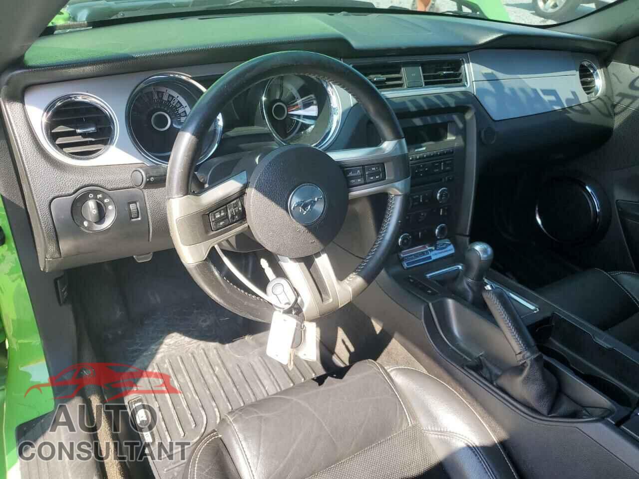 FORD MUSTANG 2013 - 1ZVBP8CF7D5283618