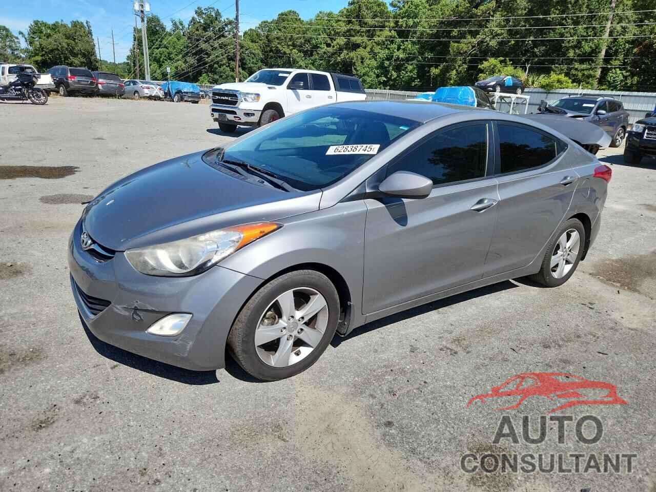 HYUNDAI ELANTRA 2013 - 5NPDH4AE4DH333578