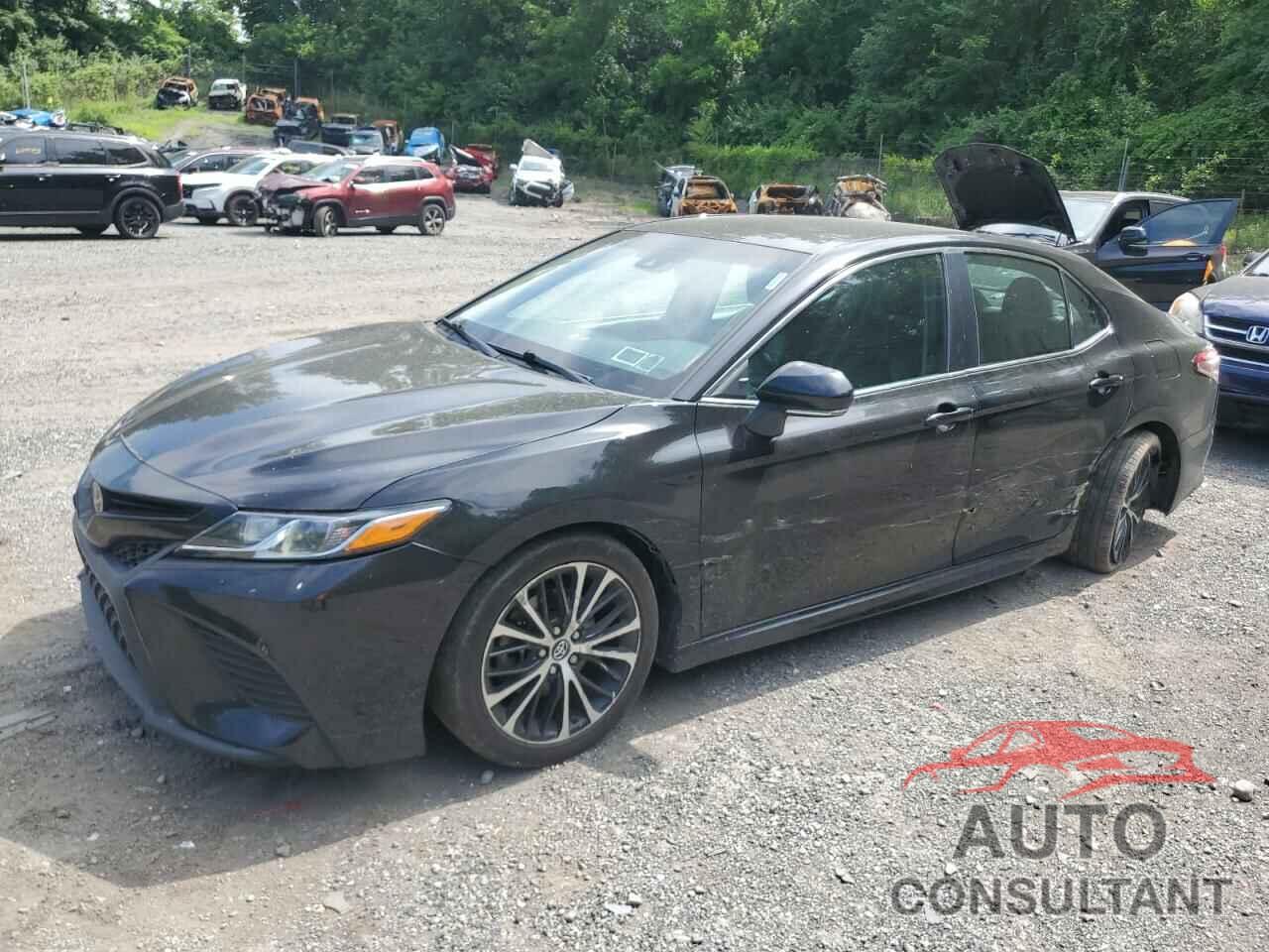 TOYOTA CAMRY 2018 - 4T1B11HK0JU091049