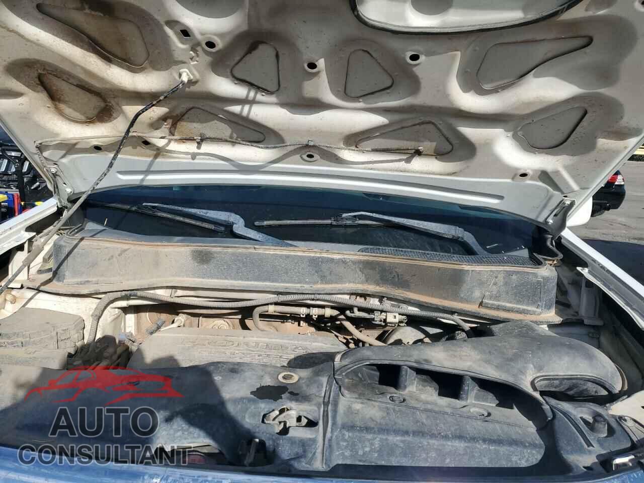 HONDA PILOT 2011 - 5FNYF4H90BB071795