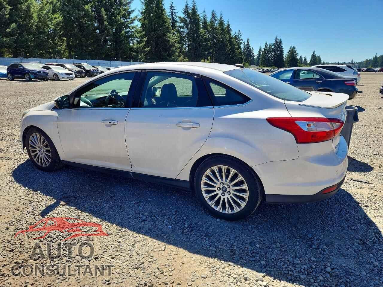 FORD FOCUS 2012 - 1FAHP3J21CL213595