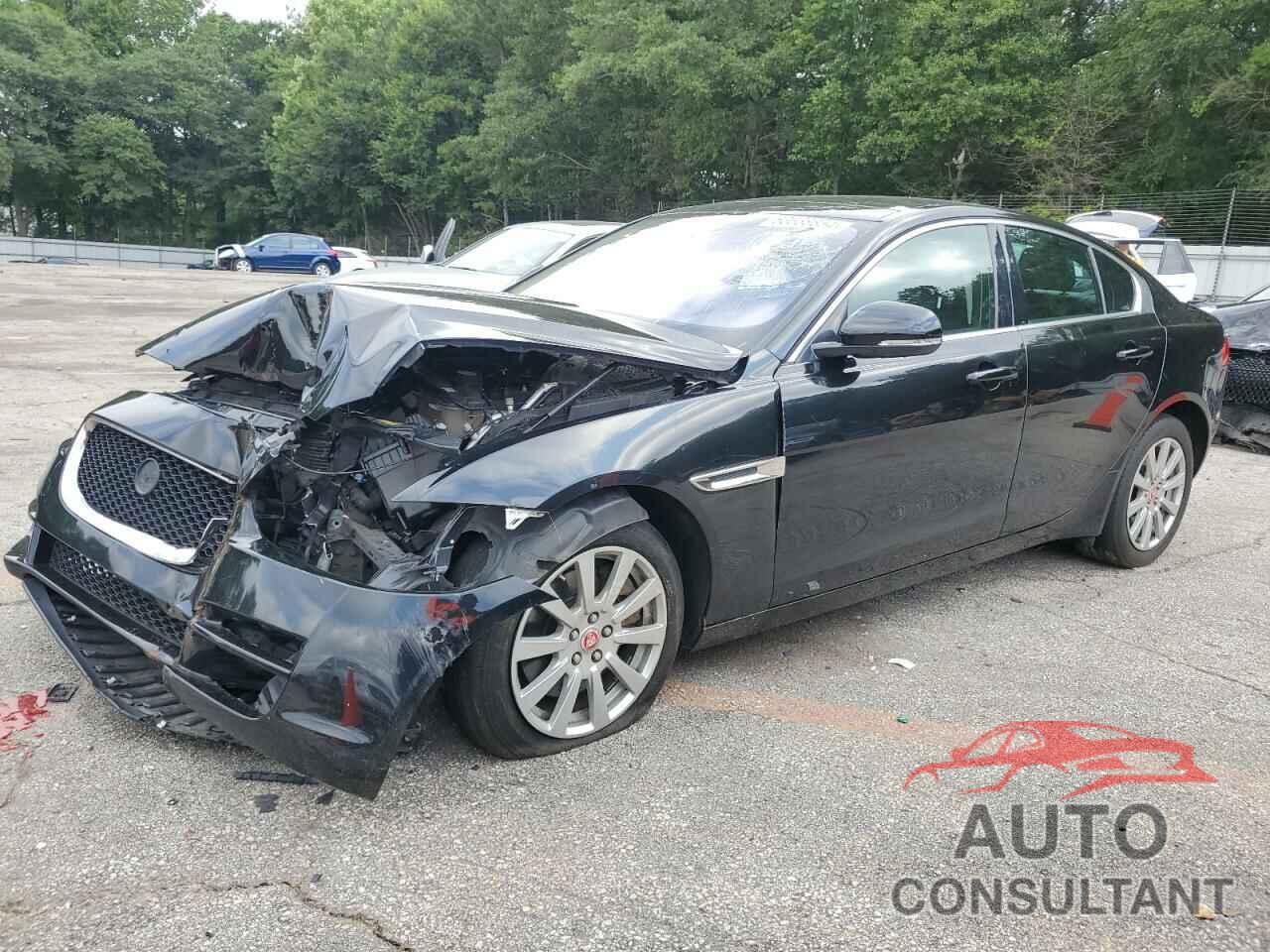 JAGUAR XE 2019 - SAJAR4FX6KCP45716