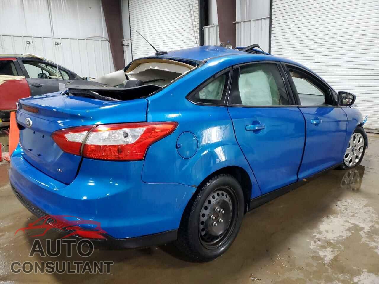 FORD FOCUS 2012 - 1FAHP3F24CL127755