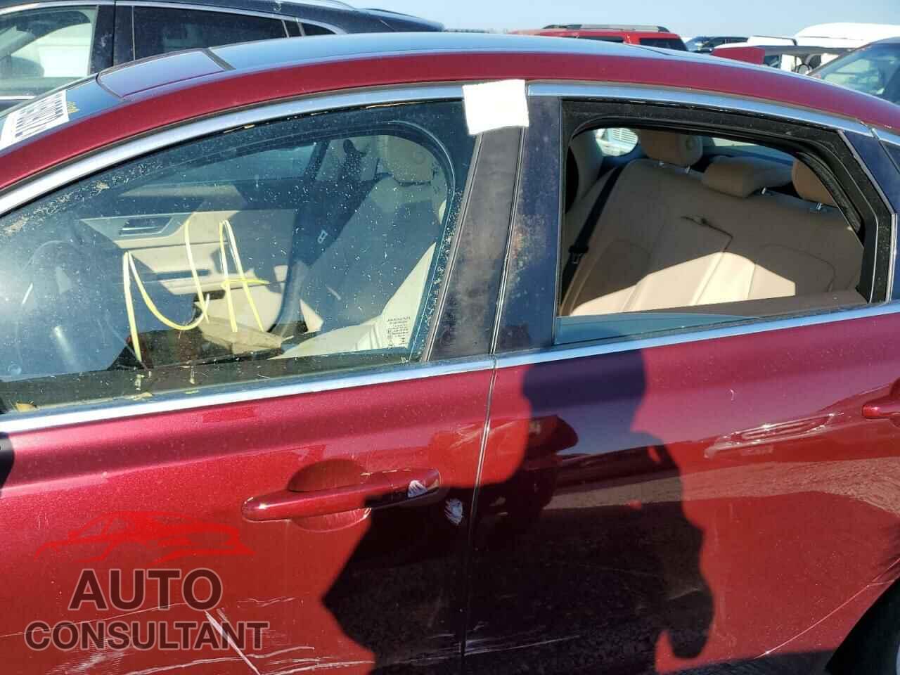 JAGUAR XF 2017 - SAJBR4BV0HCY33629