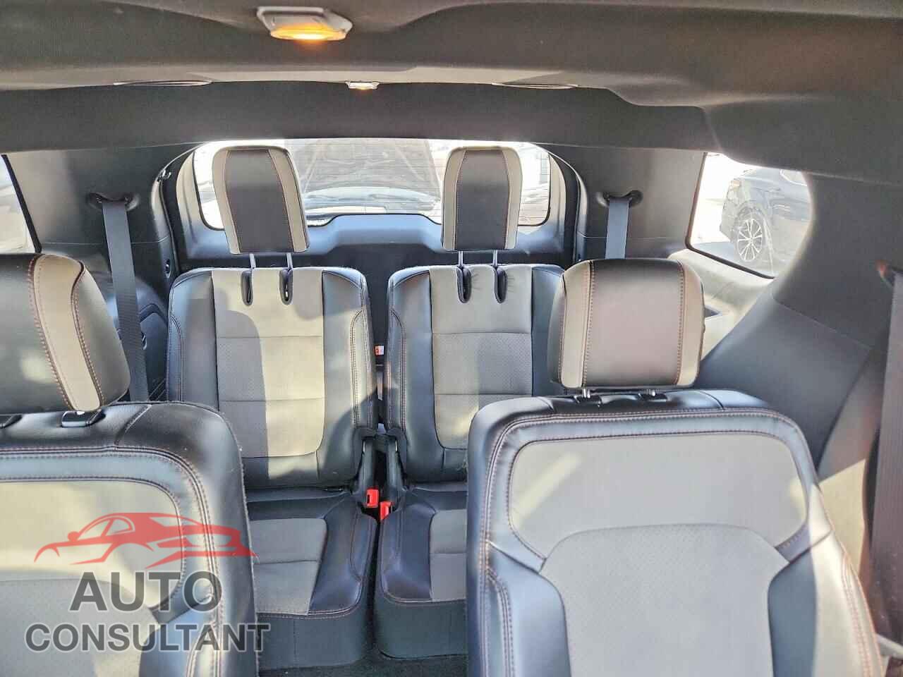 FORD EXPLORER 2017 - 1FM5K7D81HGE11155