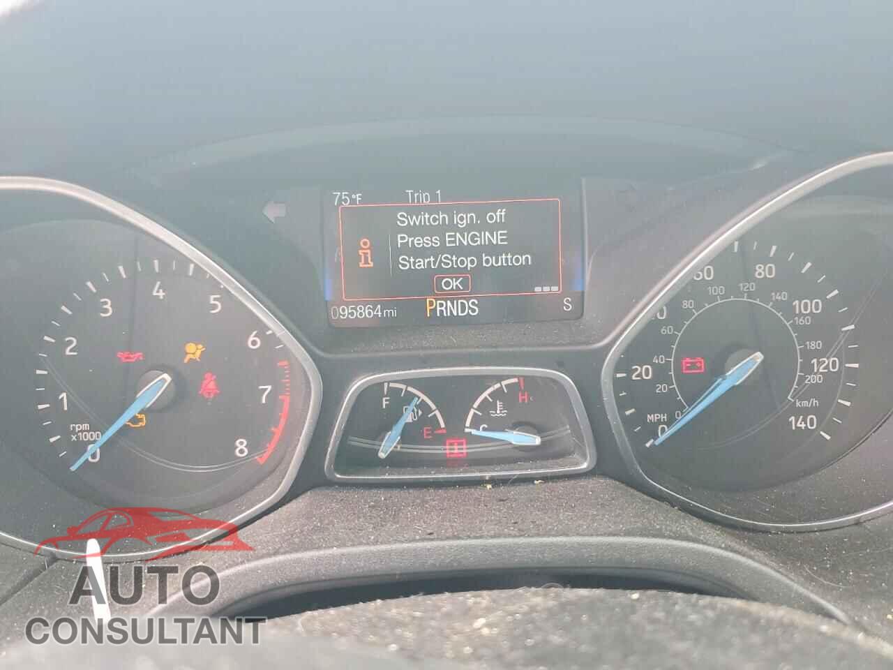 FORD FOCUS 2015 - 1FADP3J28FL299913