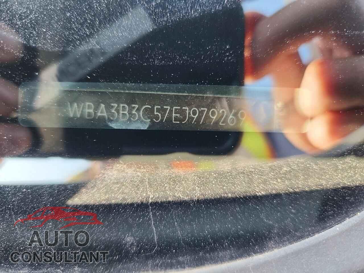 BMW 3 SERIES 2014 - WBA3B3C57EJ979269