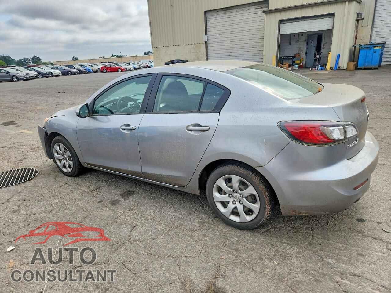 MAZDA 3 2013 - JM1BL1TG6D1842274