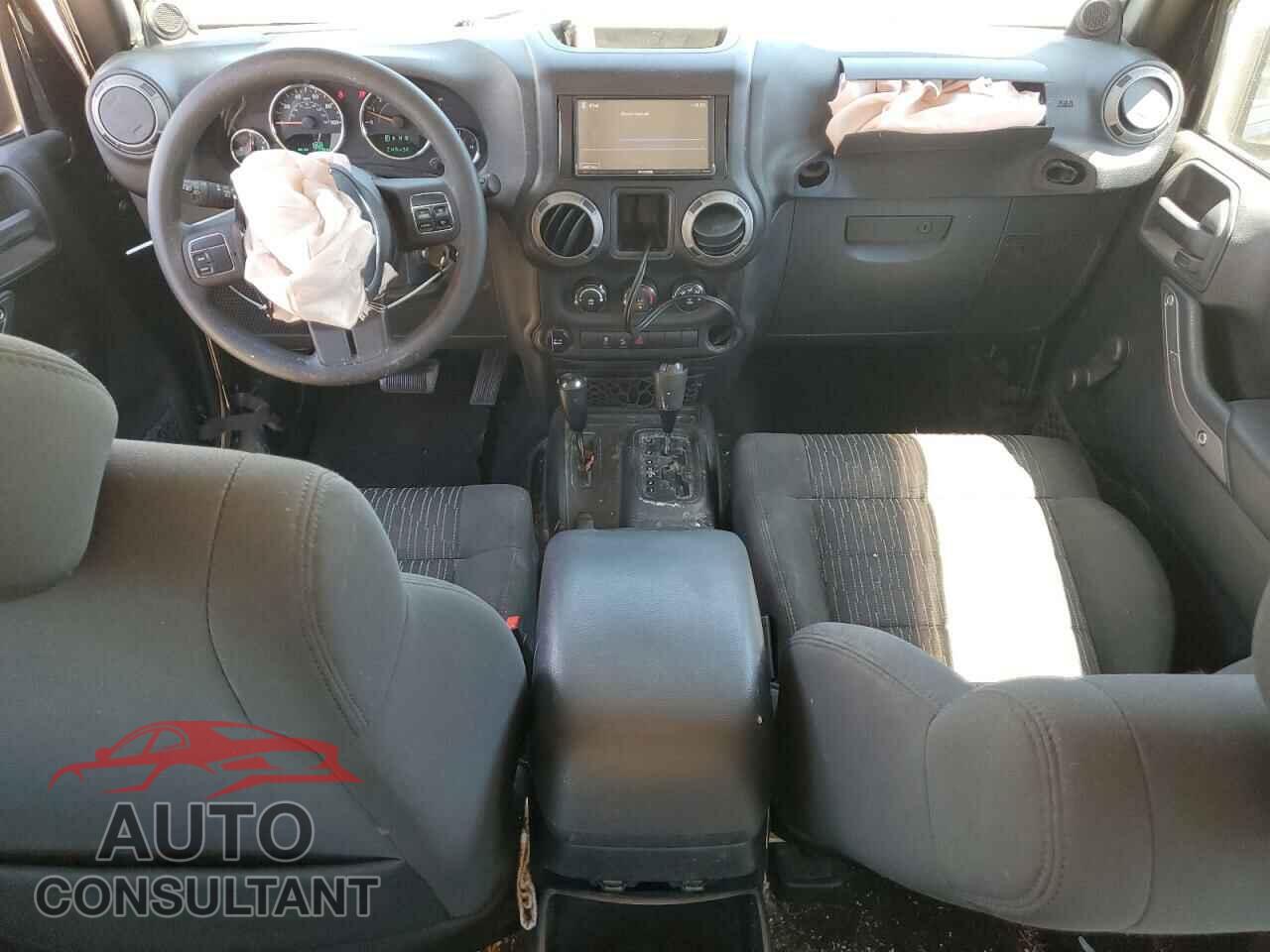 JEEP WRANGLER 2011 - 1J4AA2D17BL503858